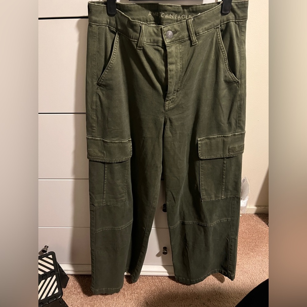 Cargo pants, wide leg.